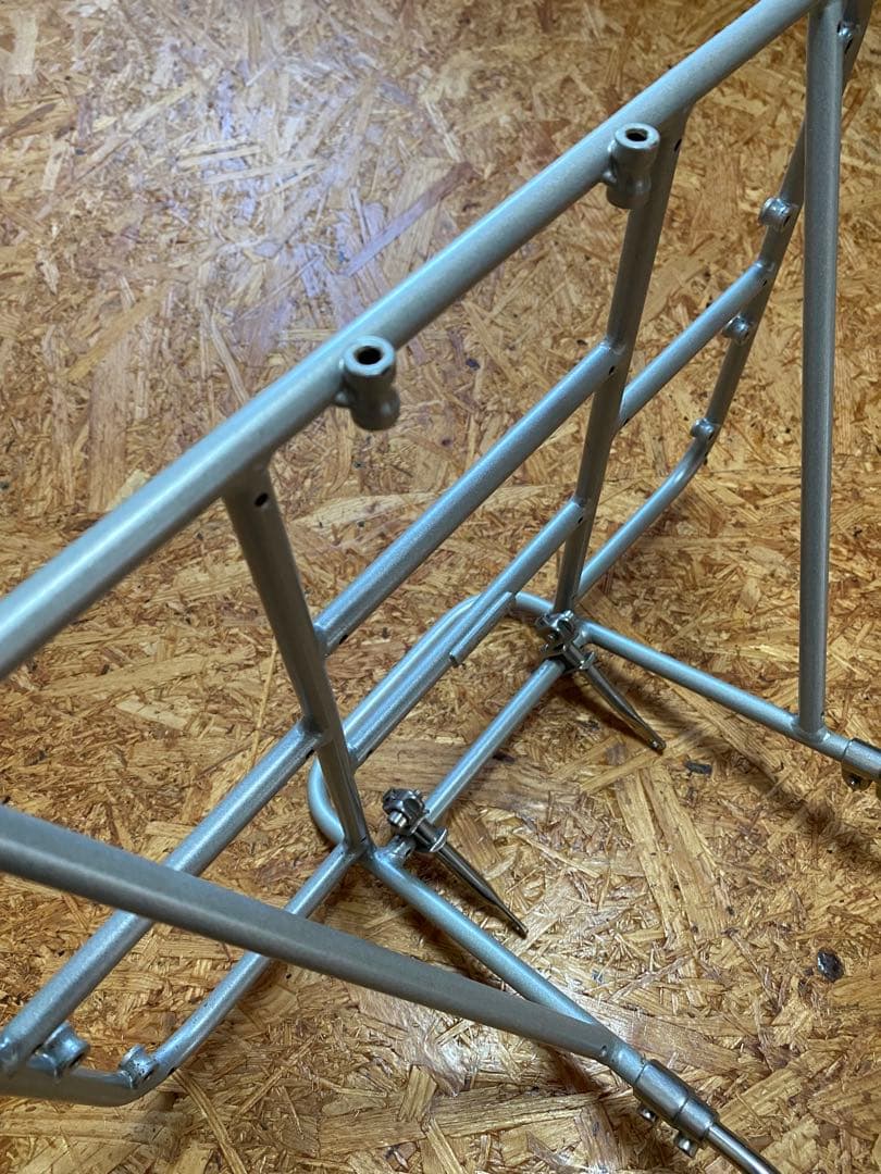 SURLY 24-PACK RACK シルバー