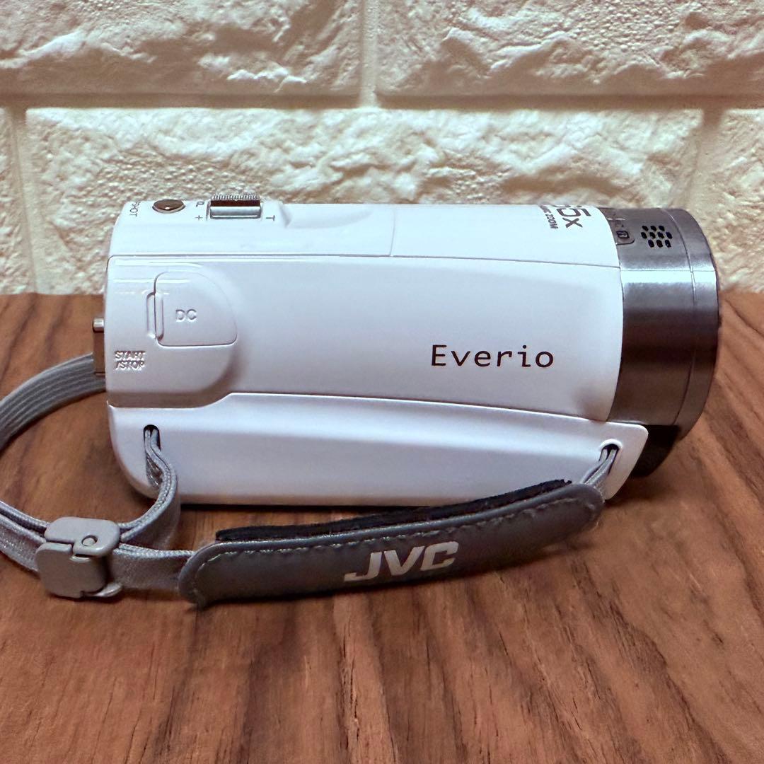 【美品】 JVC Everio GZ-E565 エブリオビデオカメラ