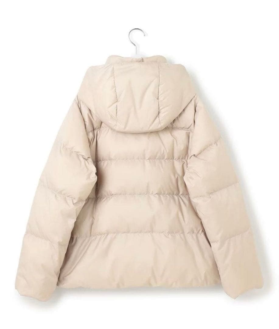 23区今季滝沢眞規子さん着用VERY掲載シレータフタコンパクト ダウンコート38