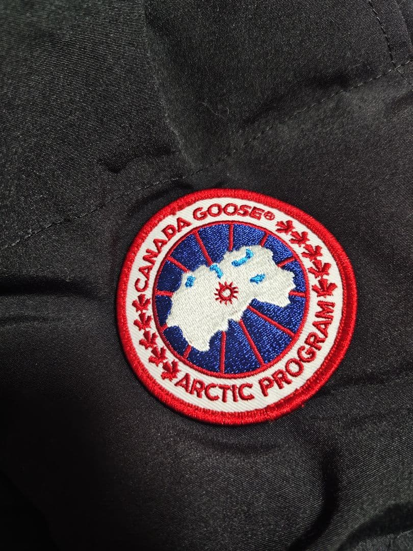   カナダグース　マッケンジー　ブラック　M