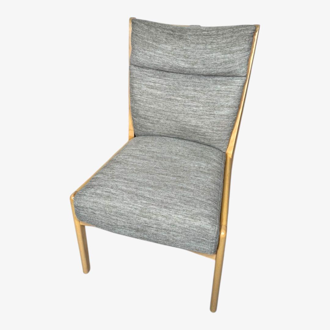 《良品》ニトリ Nコレクション C-27M ダイニングチェア　1人用　イス