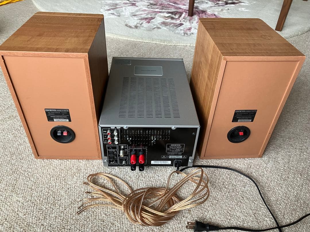 ONKYO CD/SD/USB レシーバー 木製スピーカー付き 取説あり