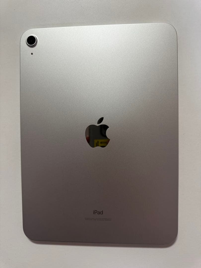 カバーつきません　iPad 第10世代 Wi-Fiモデル 64GB シルバー