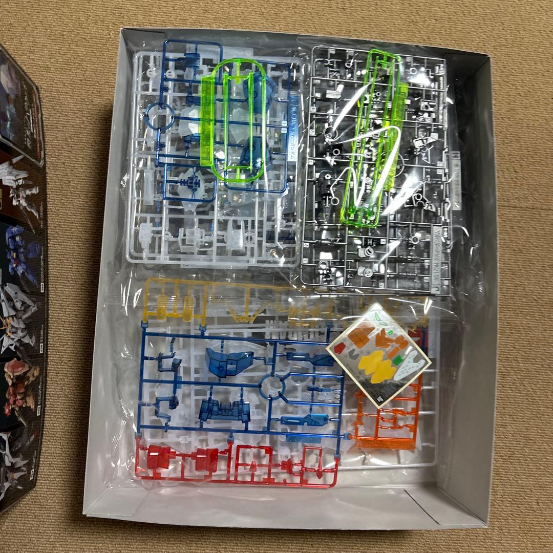 劇場版限定閃光のハサウェイＨＧRX-105 Ξ GUNDAM