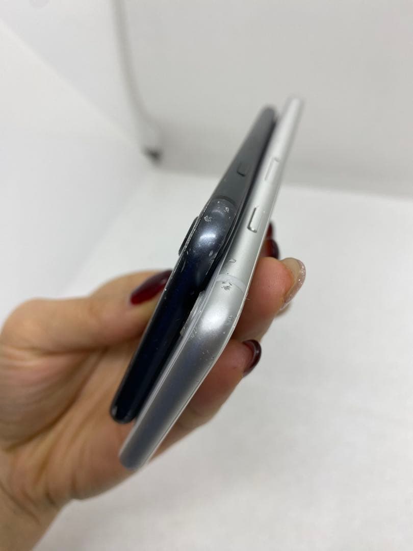 セット2台 Iphone 8 64GB Sim フリー