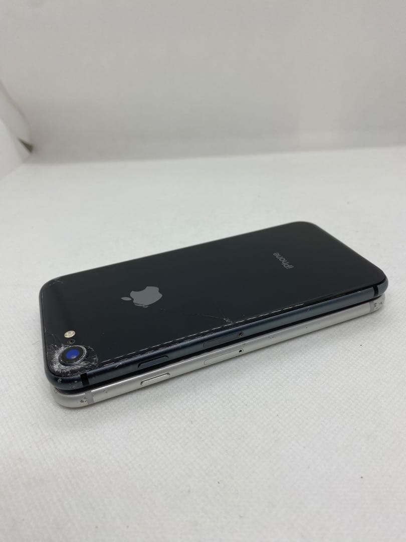 セット2台 Iphone 8 64GB Sim フリー