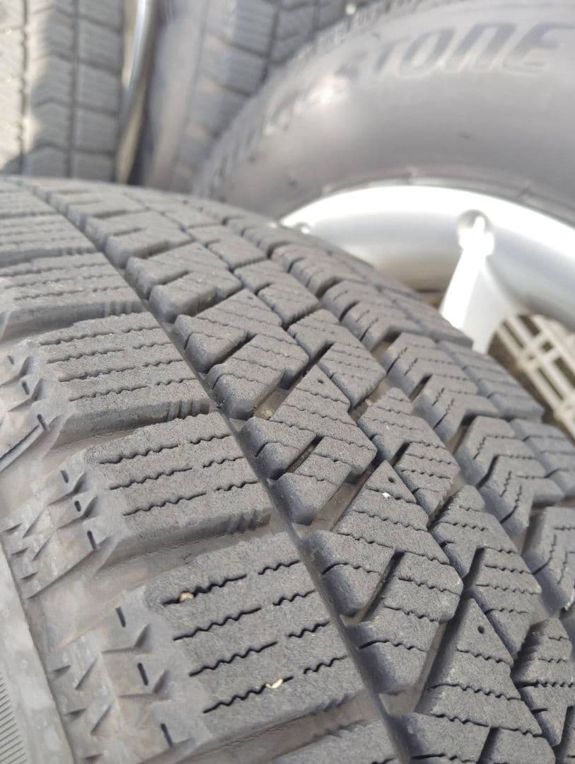 ②VALBREM 14インチ スタッドレス４本セット(２本価格)①②セット品