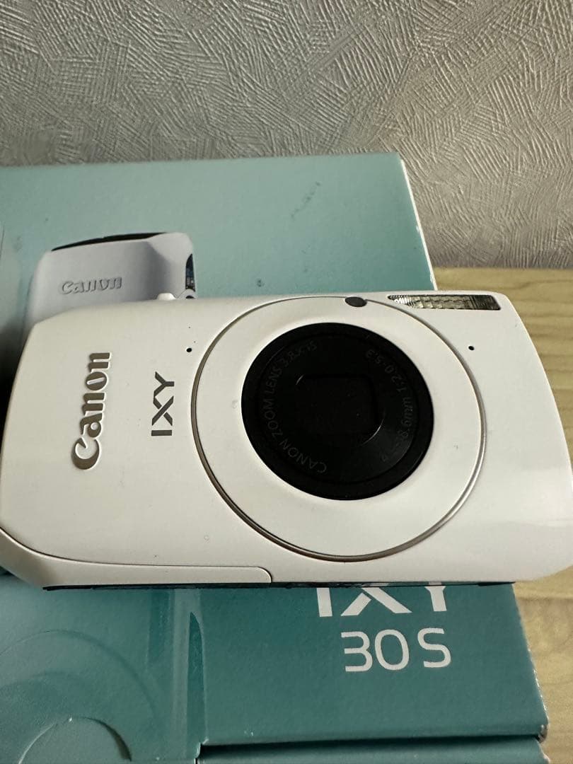 Canon IXY 30S ホワイト