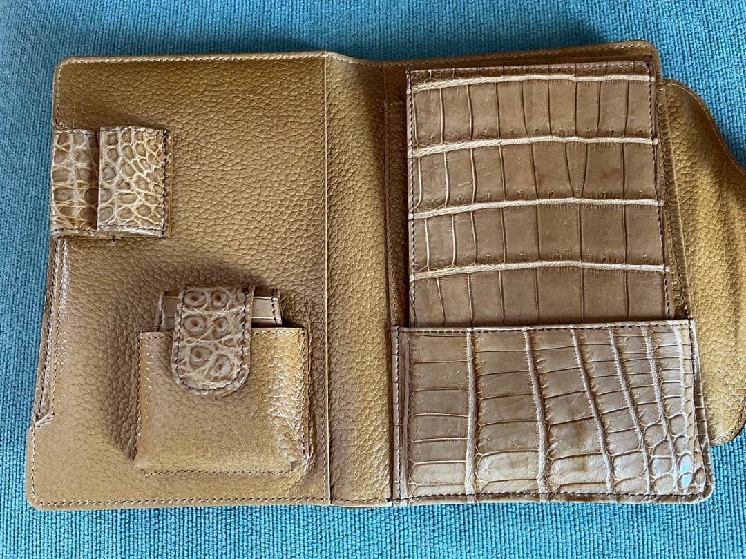 未使用　A6手帳カバー　クロコダイル　ルーペ　メモパッド　象革　キタムラ