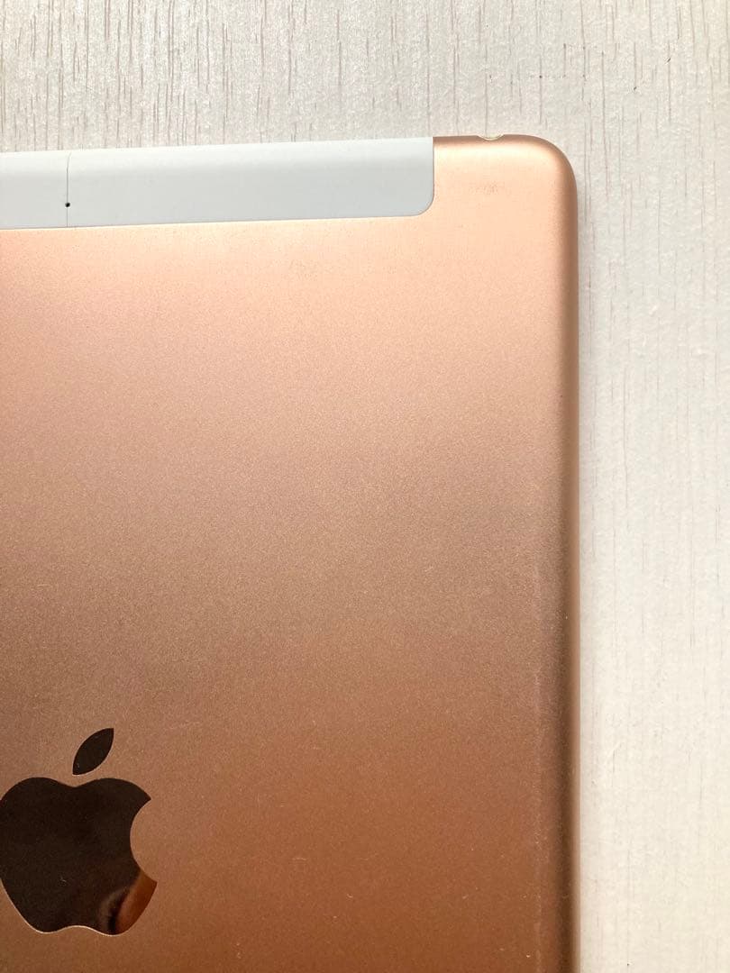 iPad第6世代　128GB ジャンク品　部品取り