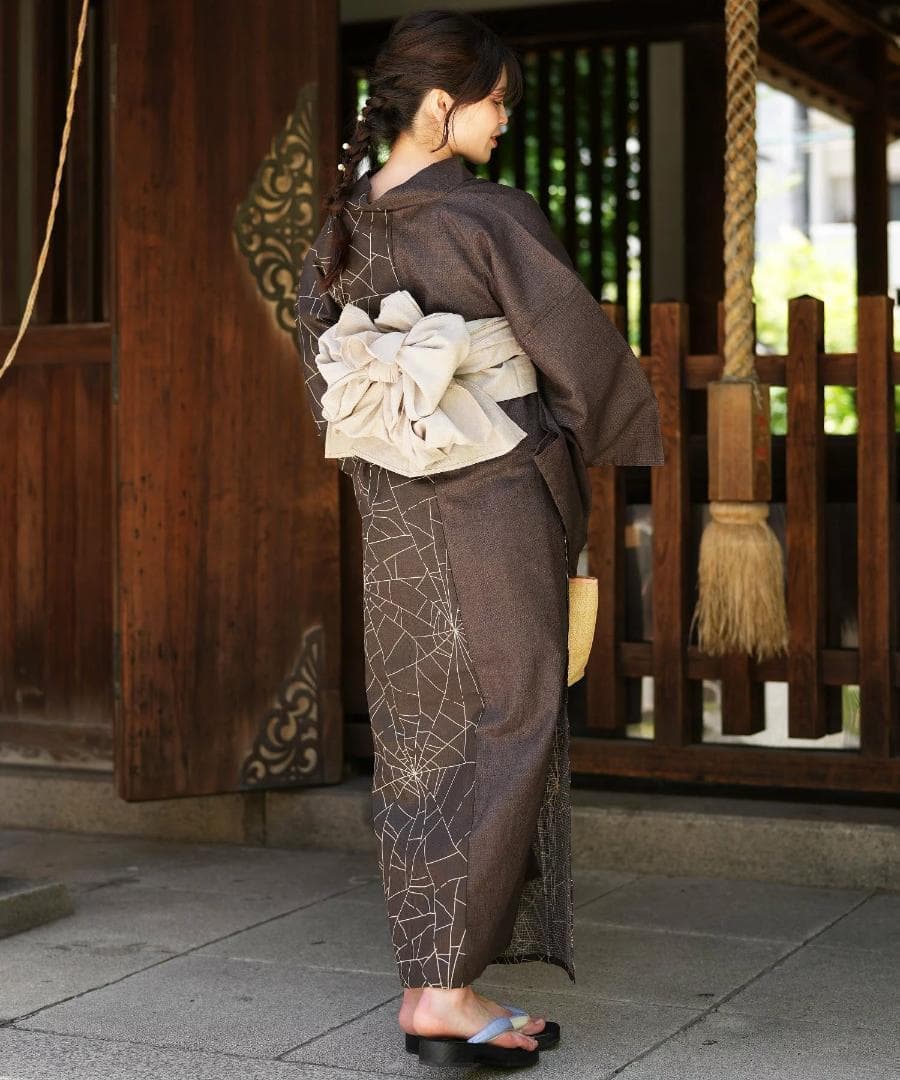 お任せ下駄つき◆最高品質和歌山染め日本生地◆こげ茶の変わり袖モダン蜘蛛の巣浴衣◆