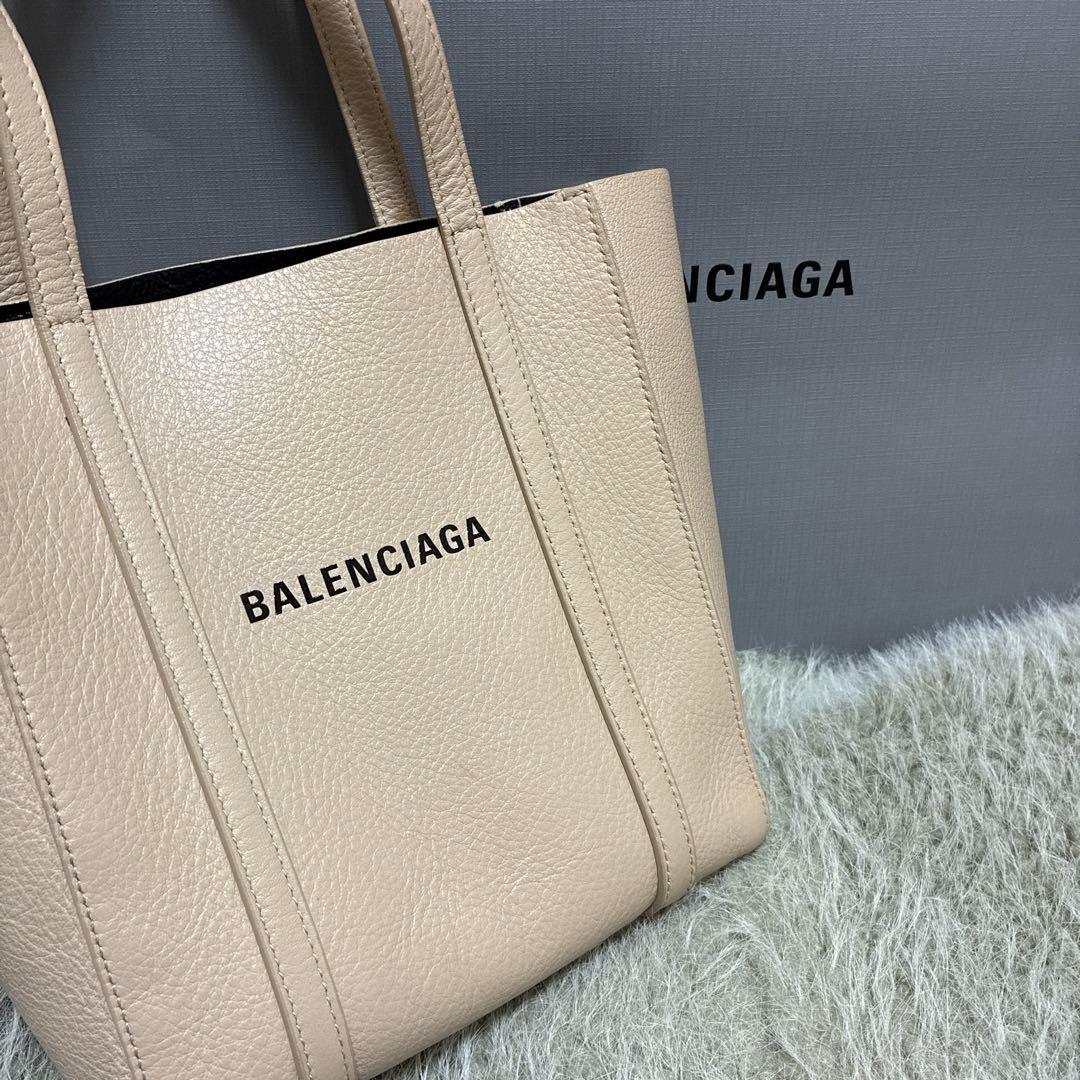 BALENCIAGA バレンシアガ　エブリデイ　バック