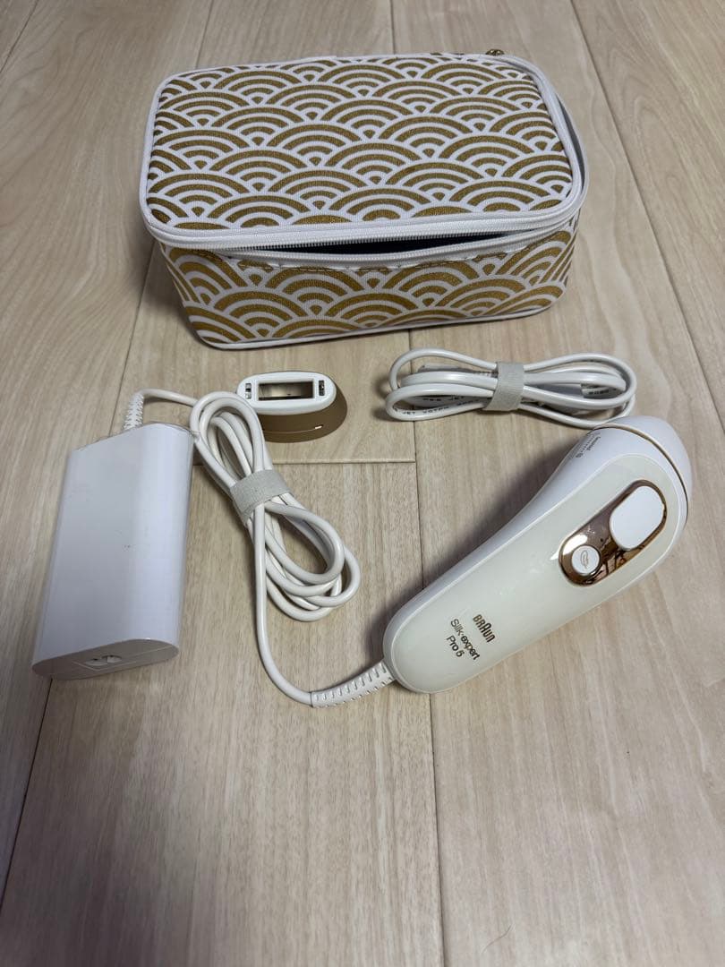 Braun Silk-expert Pro 5 脱毛器　ケース付き