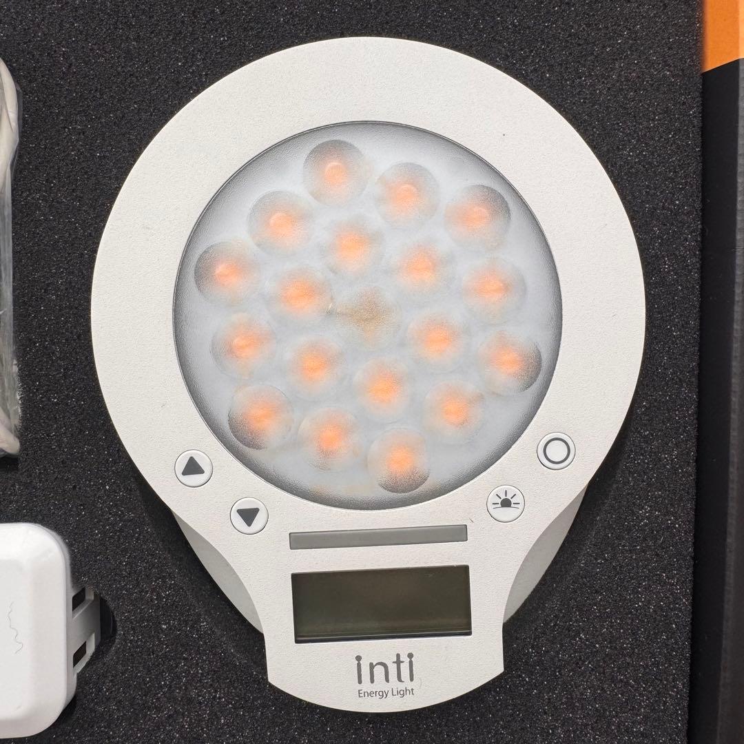 inti4s エネルギーライト 置時計　光で起きる目覚まし時計