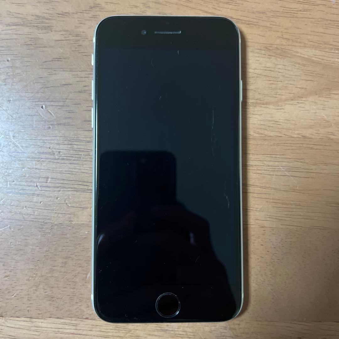 iPhone se 第二世代 64GB ホワイト simフリー　バッテリー85%
