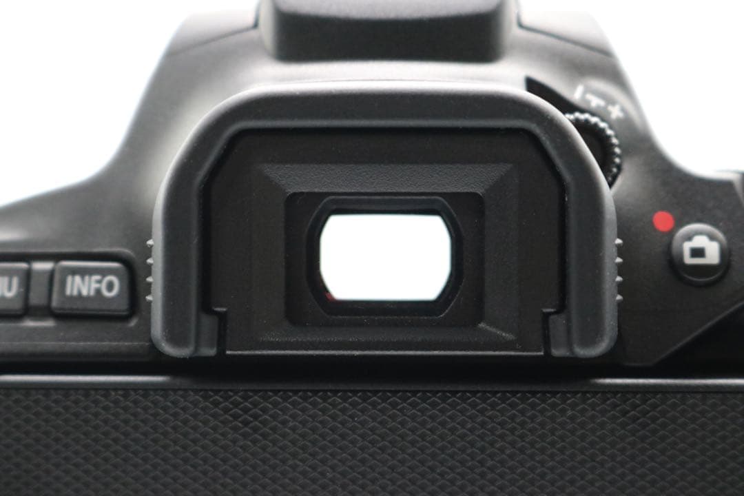 超美品 【Canon EOS Kiss X10 ダブルレンズセット】 安心取引