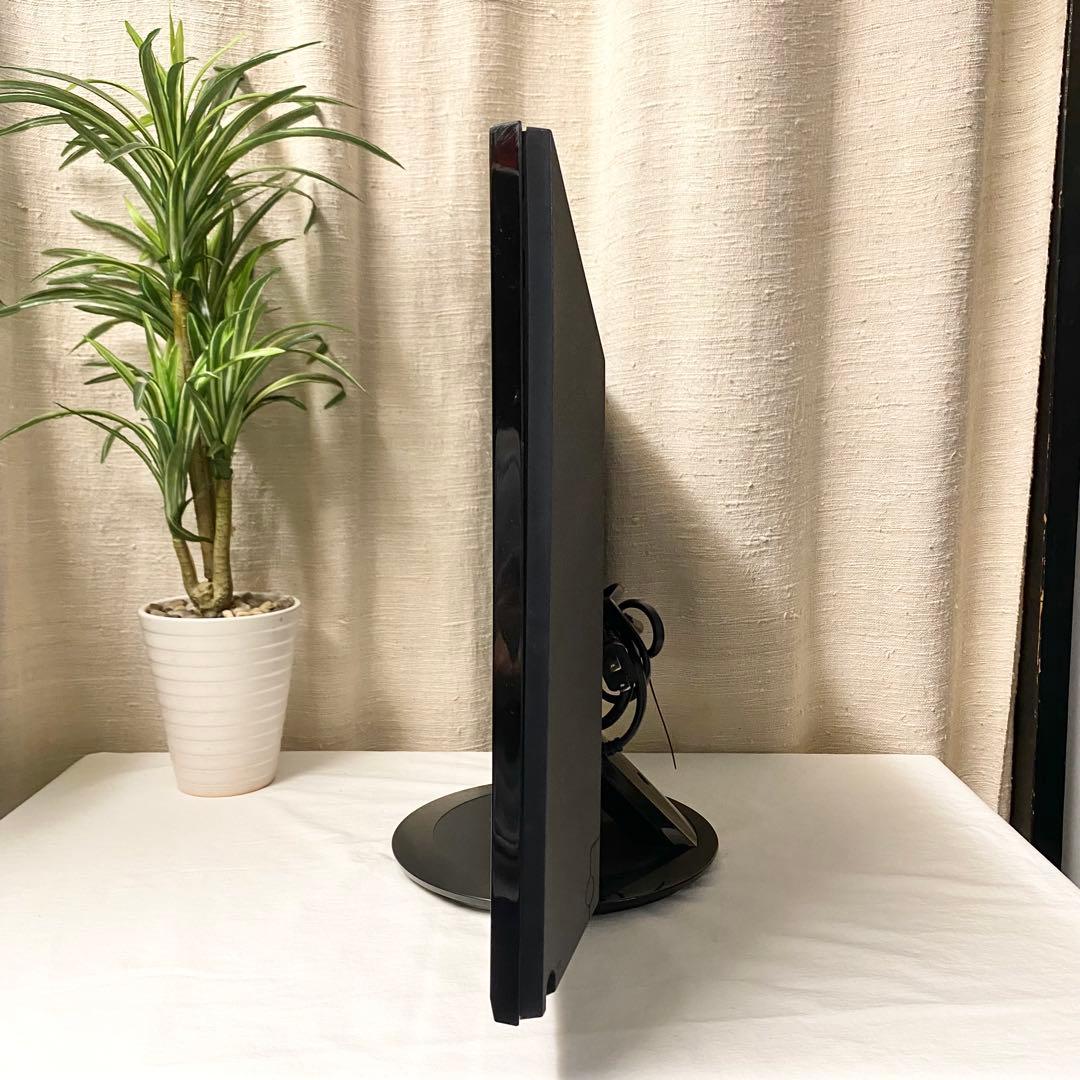 小さめサイズだから自分専用独り占めできる♪ 液晶カラーテレビ AQUOS 24V