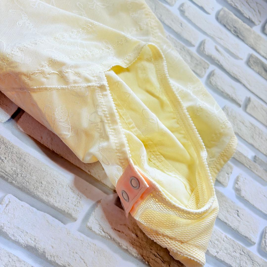 新品未使用　シャンデール　D80 （ピエゾメッシュ）ボディースーツ補正下着　夏用