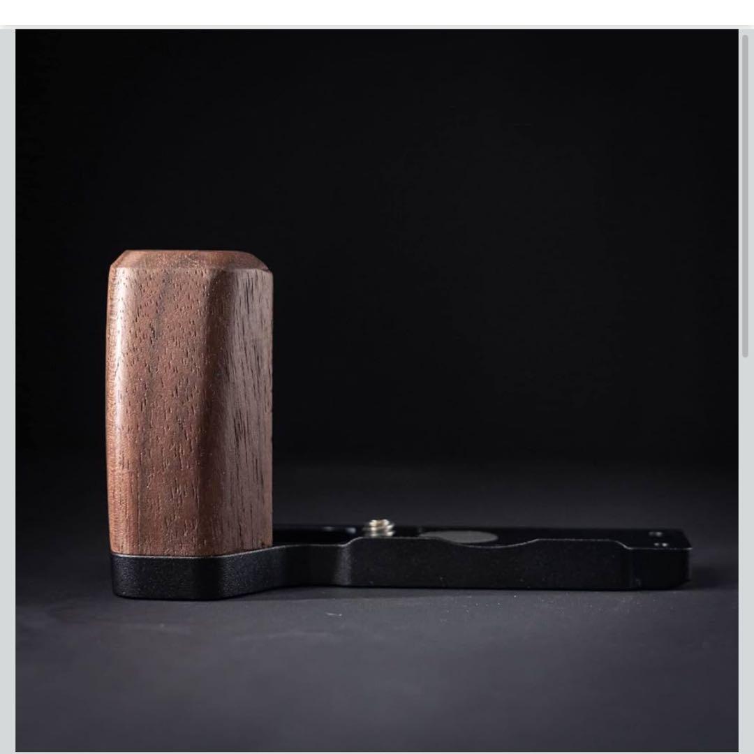 RICOH GR3 GRIII GR3X 用 ウッドグリップ（9999円で購入）