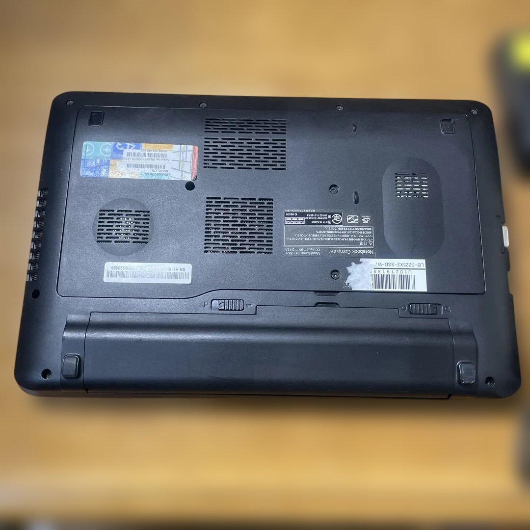 中古美品 初期化済　i7 8GB Windows11 Office 即使用可