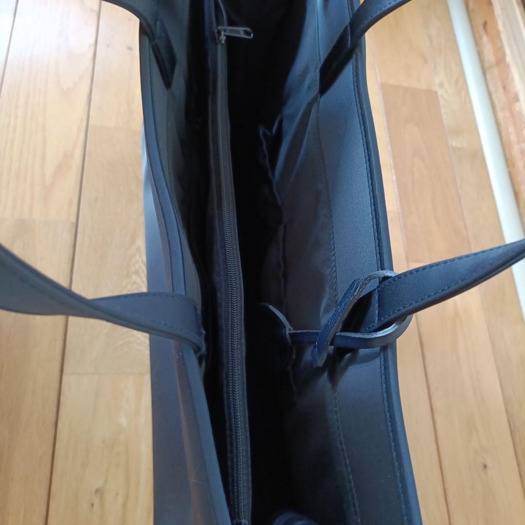 ファミリアFamilia　紺受験バッグ