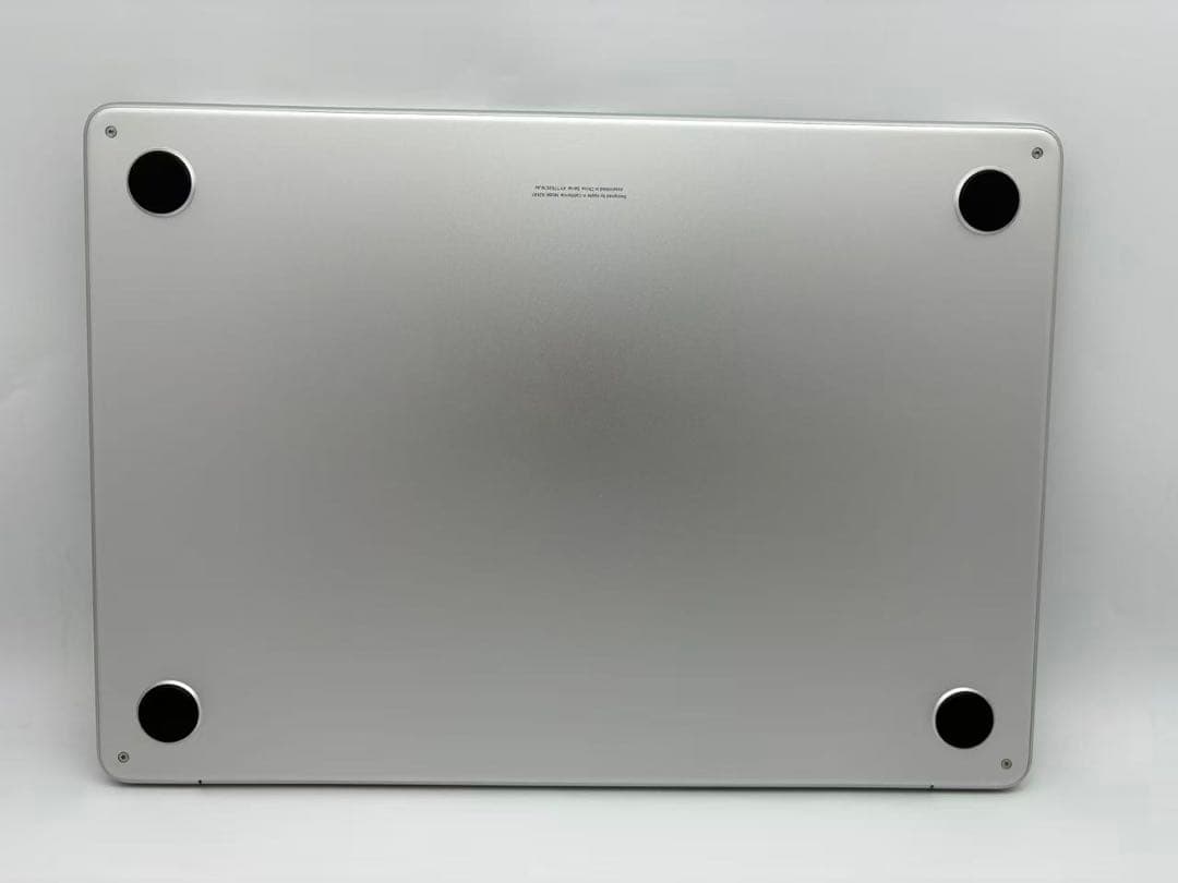 MacBook Air M2 13.6インチ 8GB 256GB
