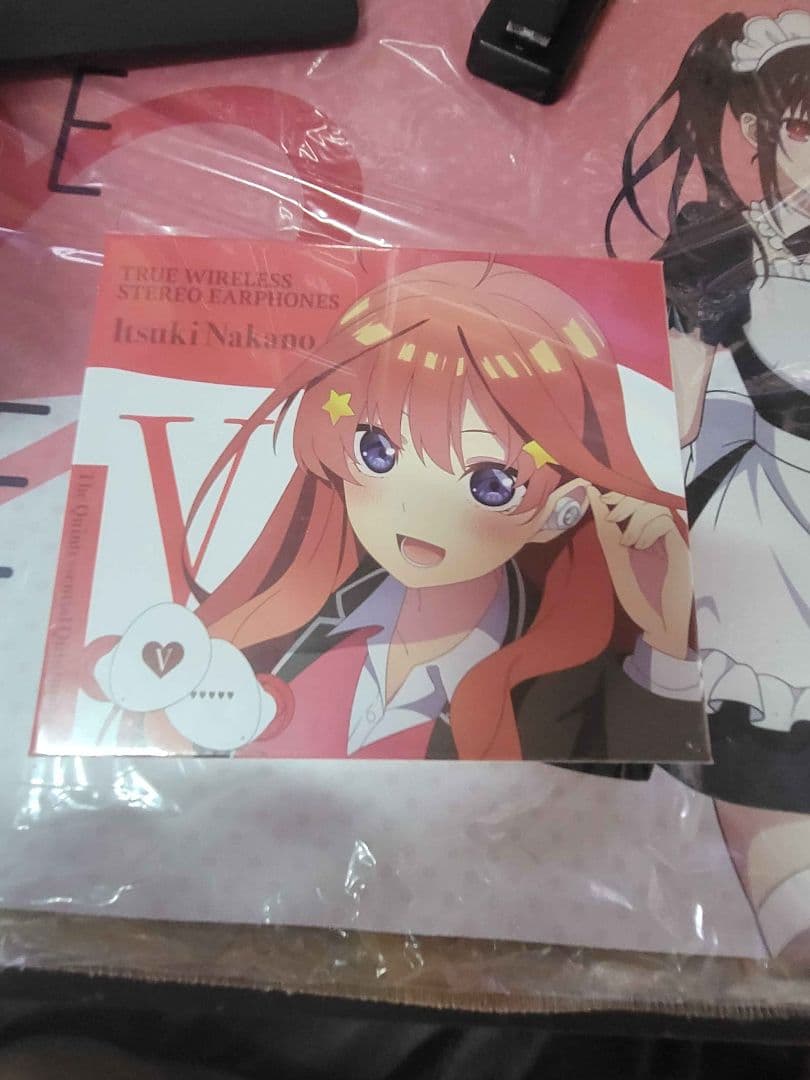 全姉妹5人分！ 五等分の花嫁∬ 完全ワイヤレスイヤホン