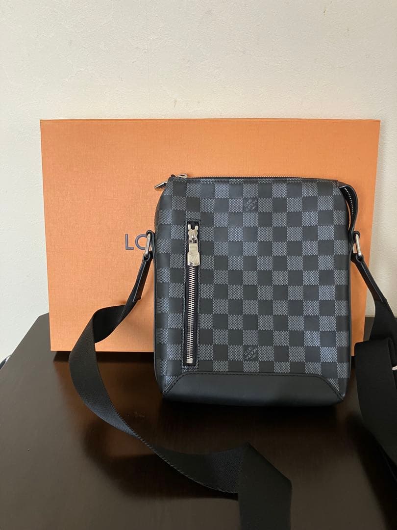 ルイヴィトン　ダミエ　アンフィニ　ショルダーバッグ　メッセンジャー
