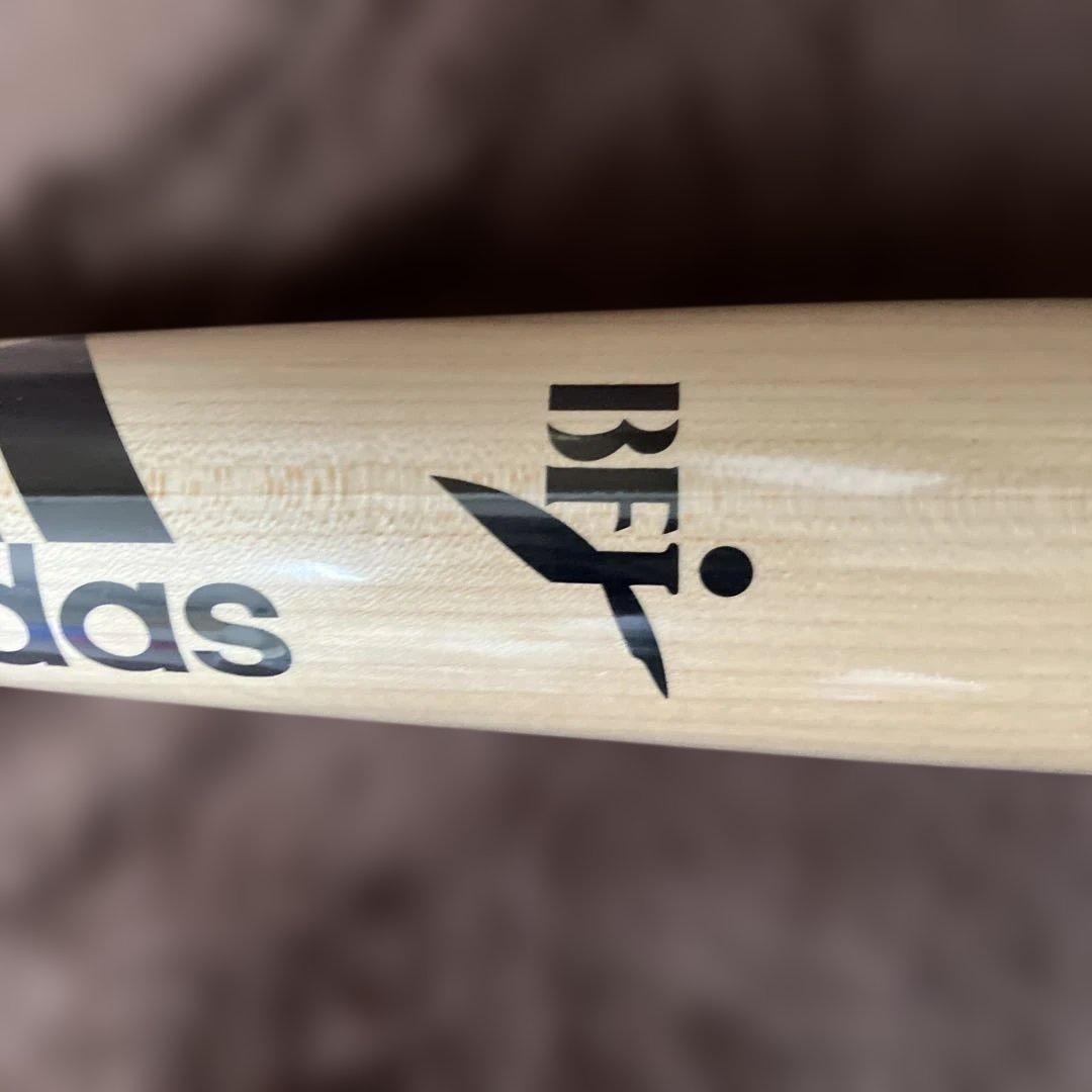 新品　adidas ヤクルトスワローズ　山田哲人プロモデル　硬式バット