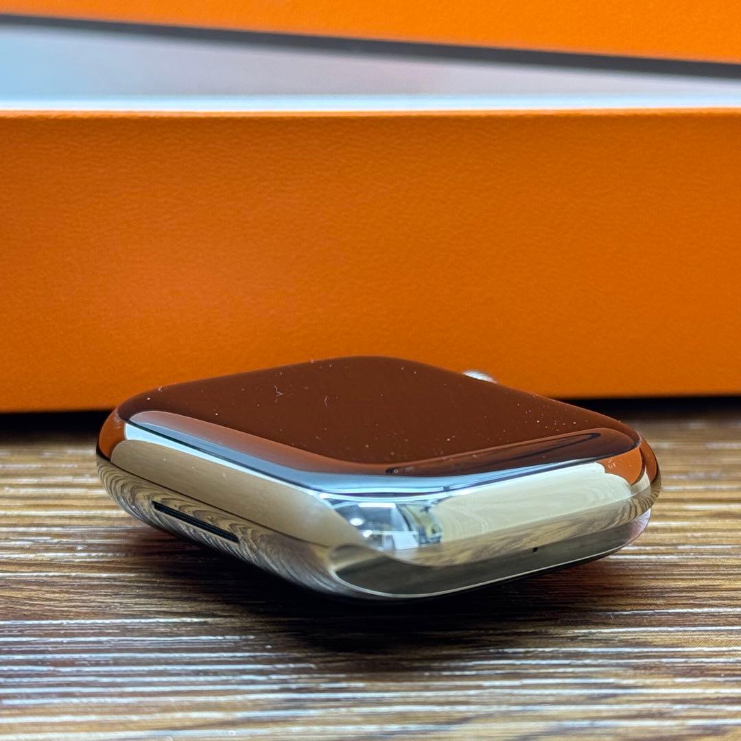 2495 極美品　Apple Watch series7 シルバー　セルラー