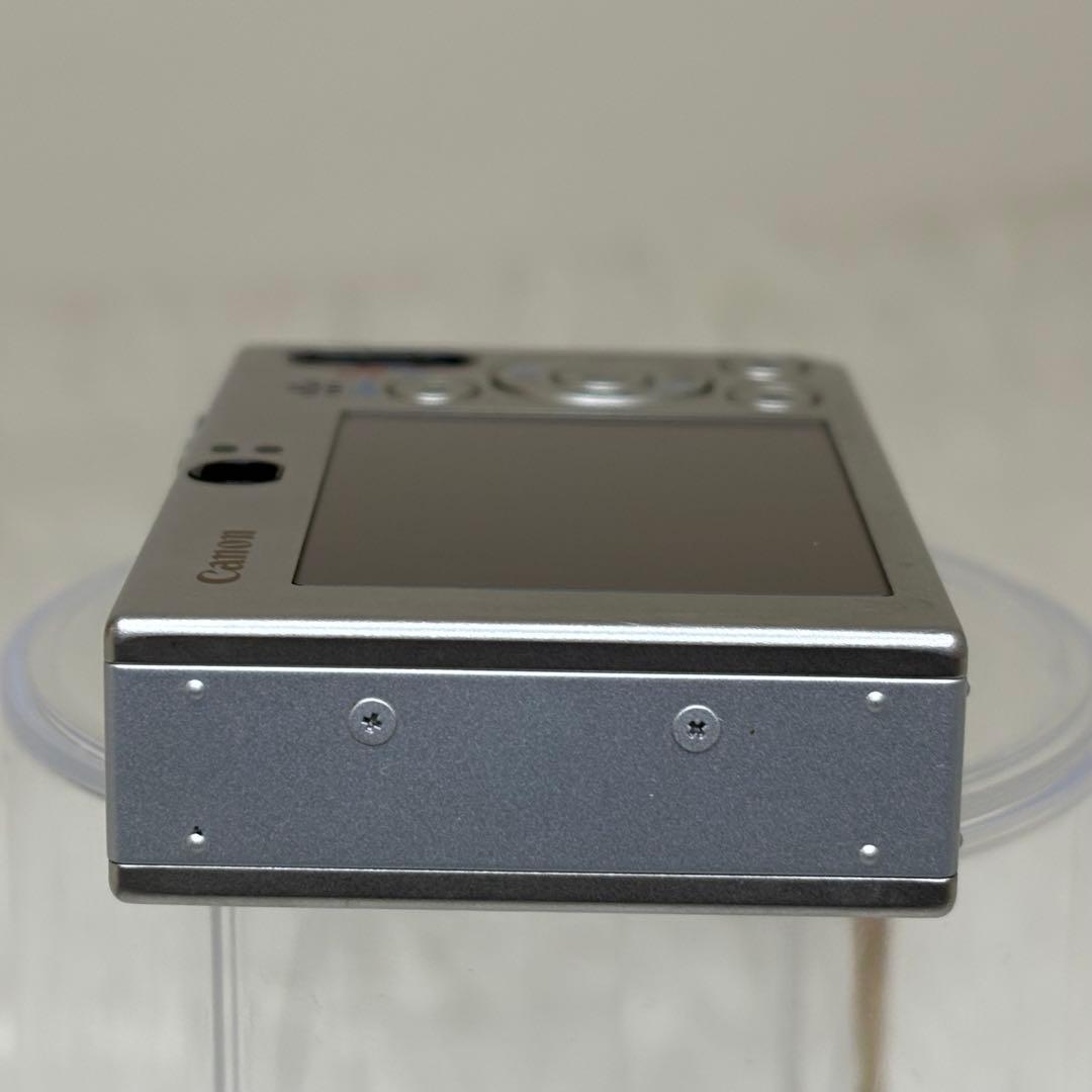 Canon カメラ　IXY 10 PC1228 充電器 コンデジ　動作品