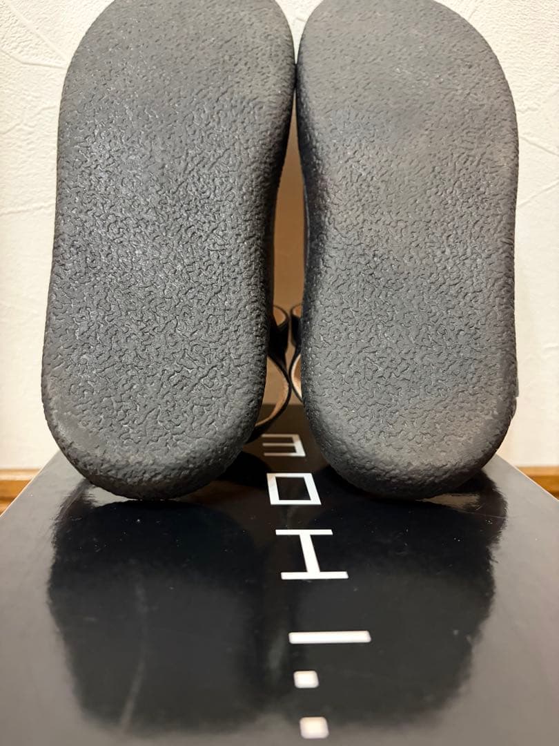 MOHI / Tストラップサンダル 38