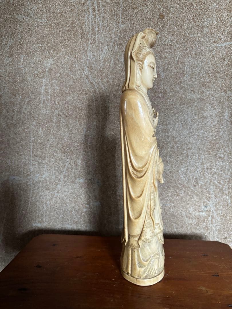 超絶技巧　観音像 約31cm 職人技　彫刻　ハンドメイド