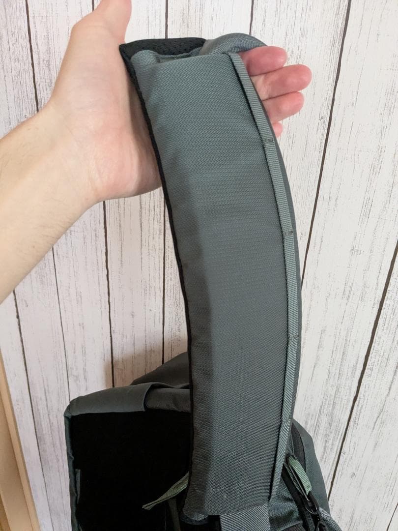 ミステリーランチ　ディストリクトプロ　ミネラルグレー