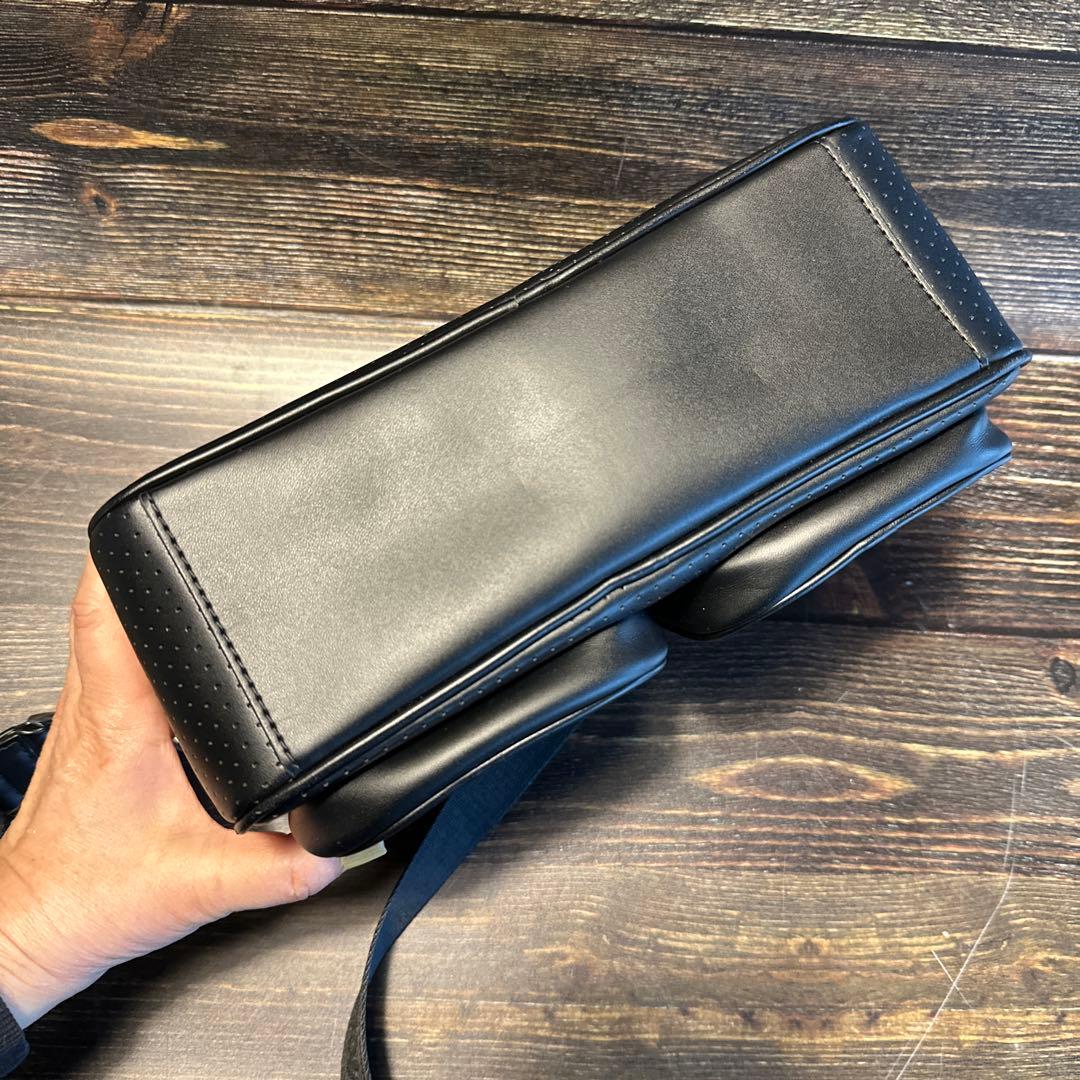 マイケルコース　ショルダーバッグ　ボディバッグ　斜め掛け　メンズ　レディース　黒