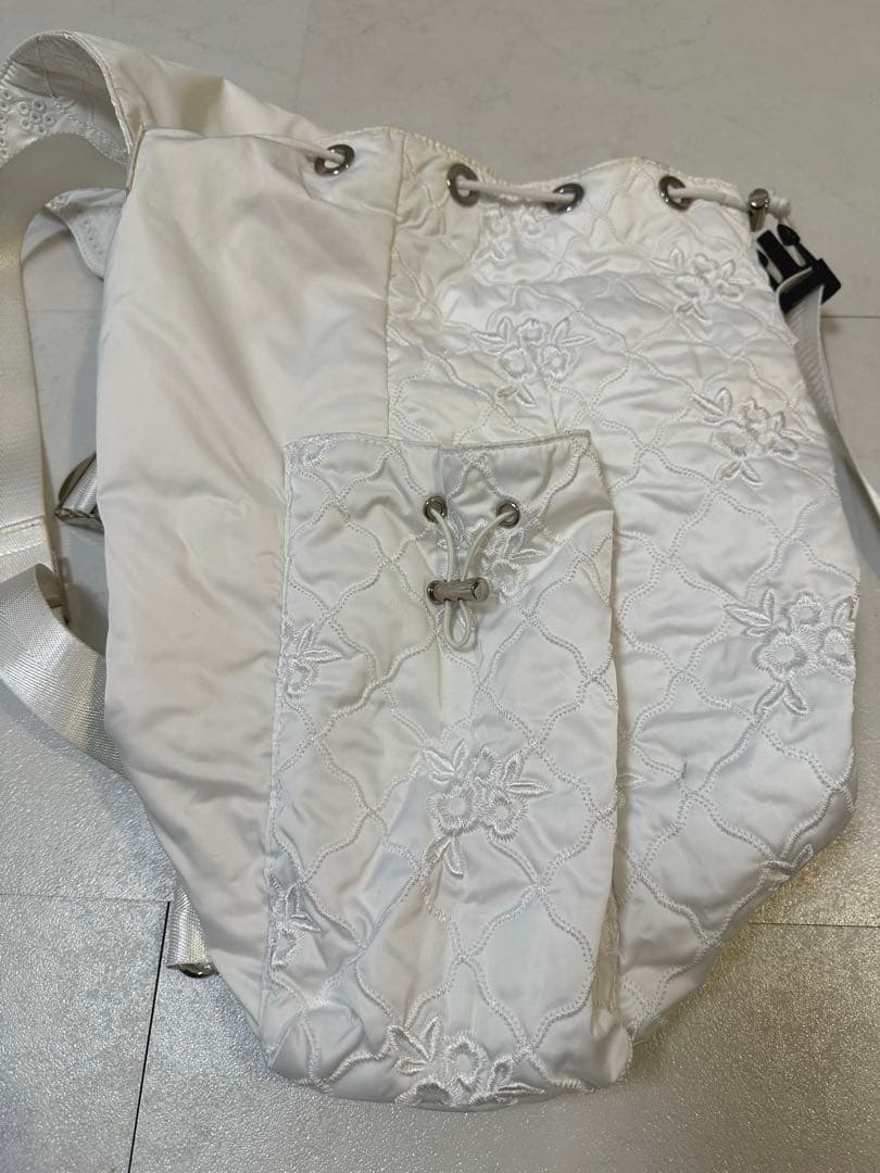 POPPY POINTE BACKPACK (WHITE) あさぎーにょ