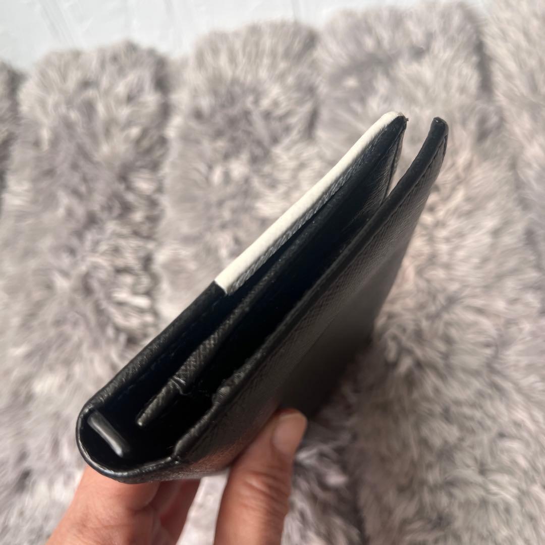 プラダ　メンズ長財布　サフィアーノ　三角ロゴパッチ　バイカラー　ブラック