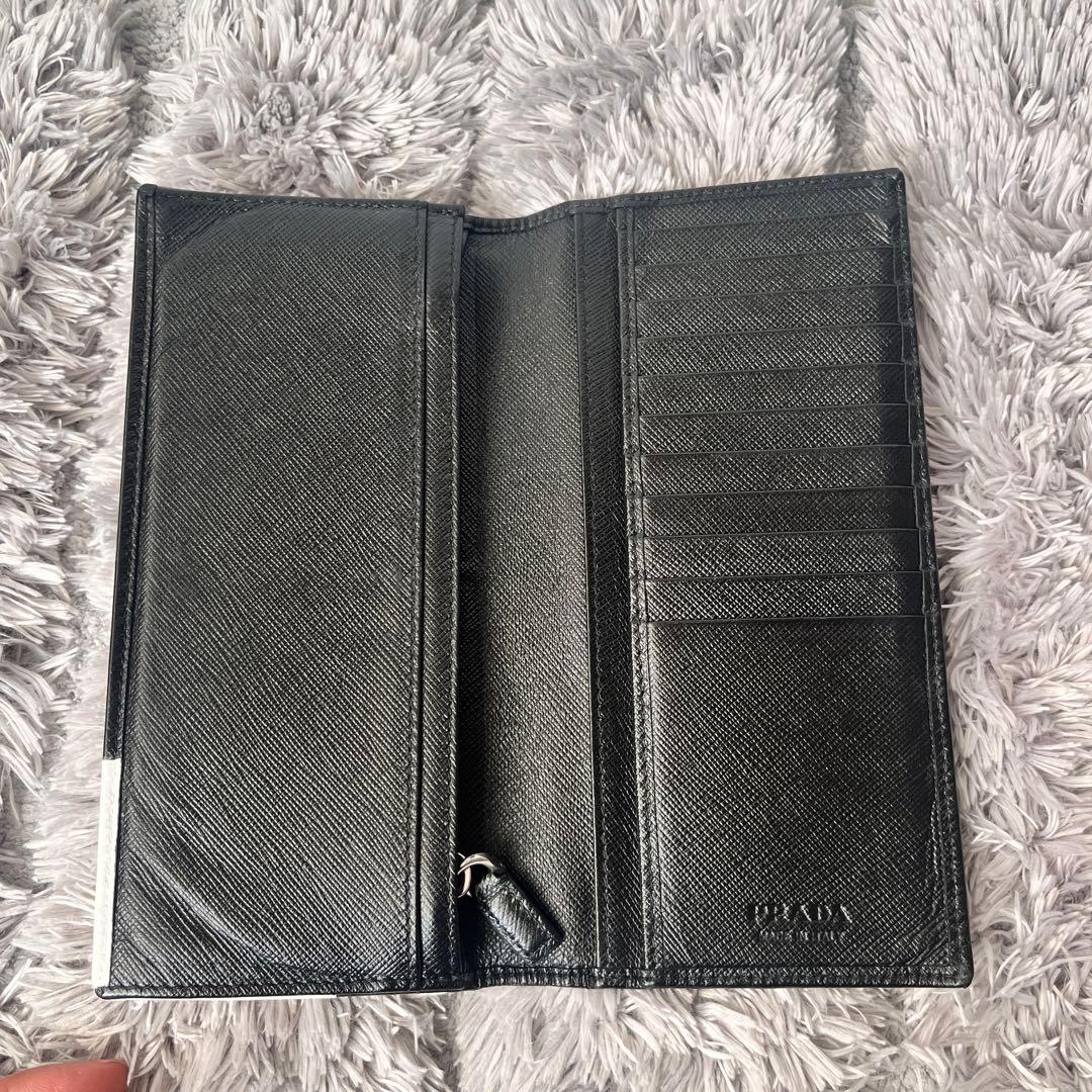 プラダ　メンズ長財布　サフィアーノ　三角ロゴパッチ　バイカラー　ブラック