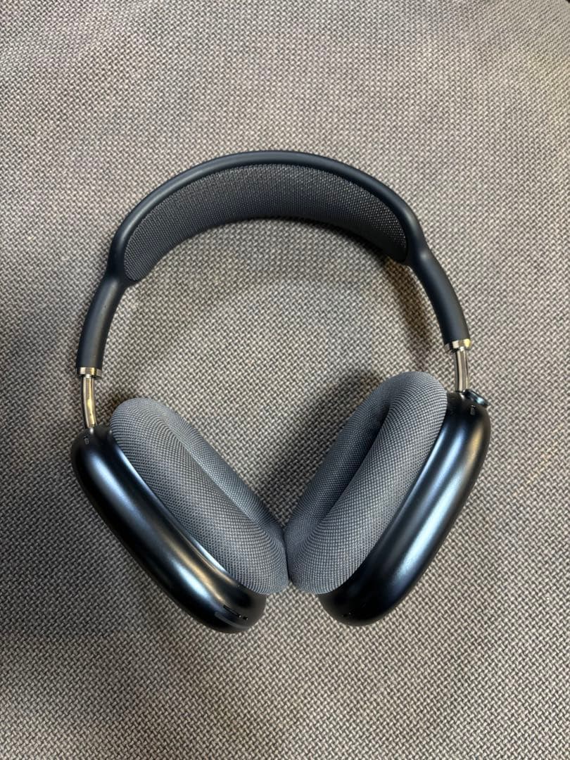 Apple AirPods Max midnight 未使用