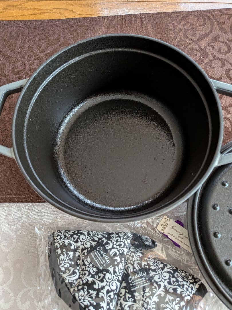 ストウブ鍋　 STAUB LA COCOTTE 22cm フランス製