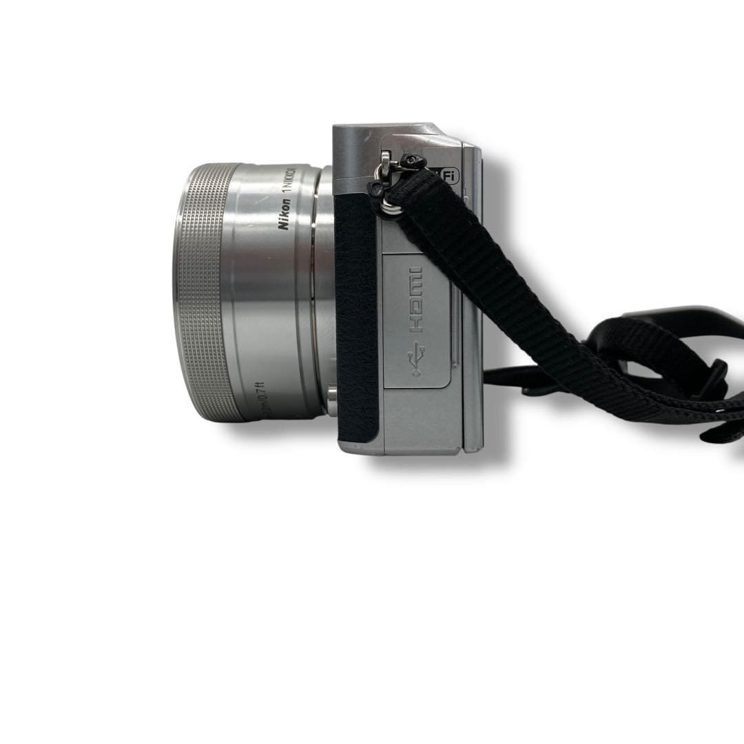 ニコン Nikon 1 J5 コンデジ デジカメ 一眼 ミラーレス ズーム