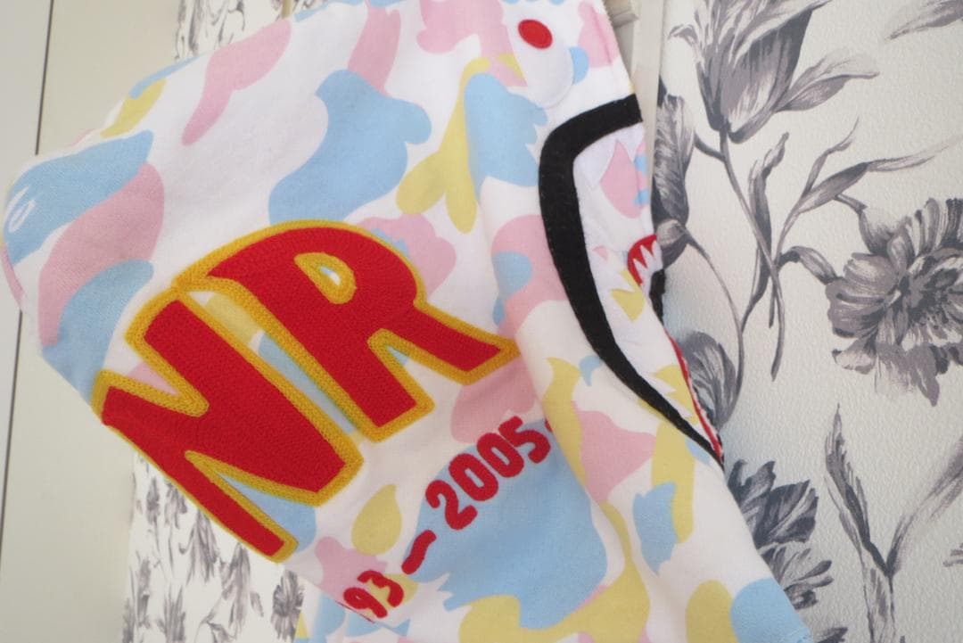 A Bathing Ape パーカー Mサイズ　シャーク