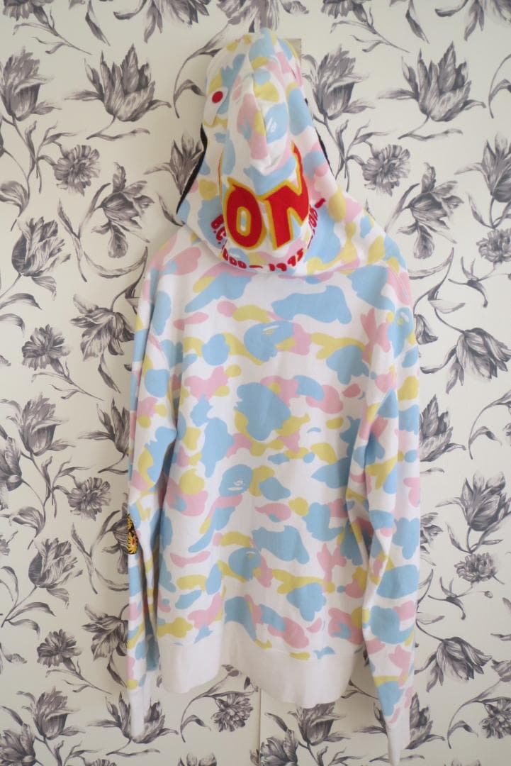 A Bathing Ape パーカー Mサイズ　シャーク