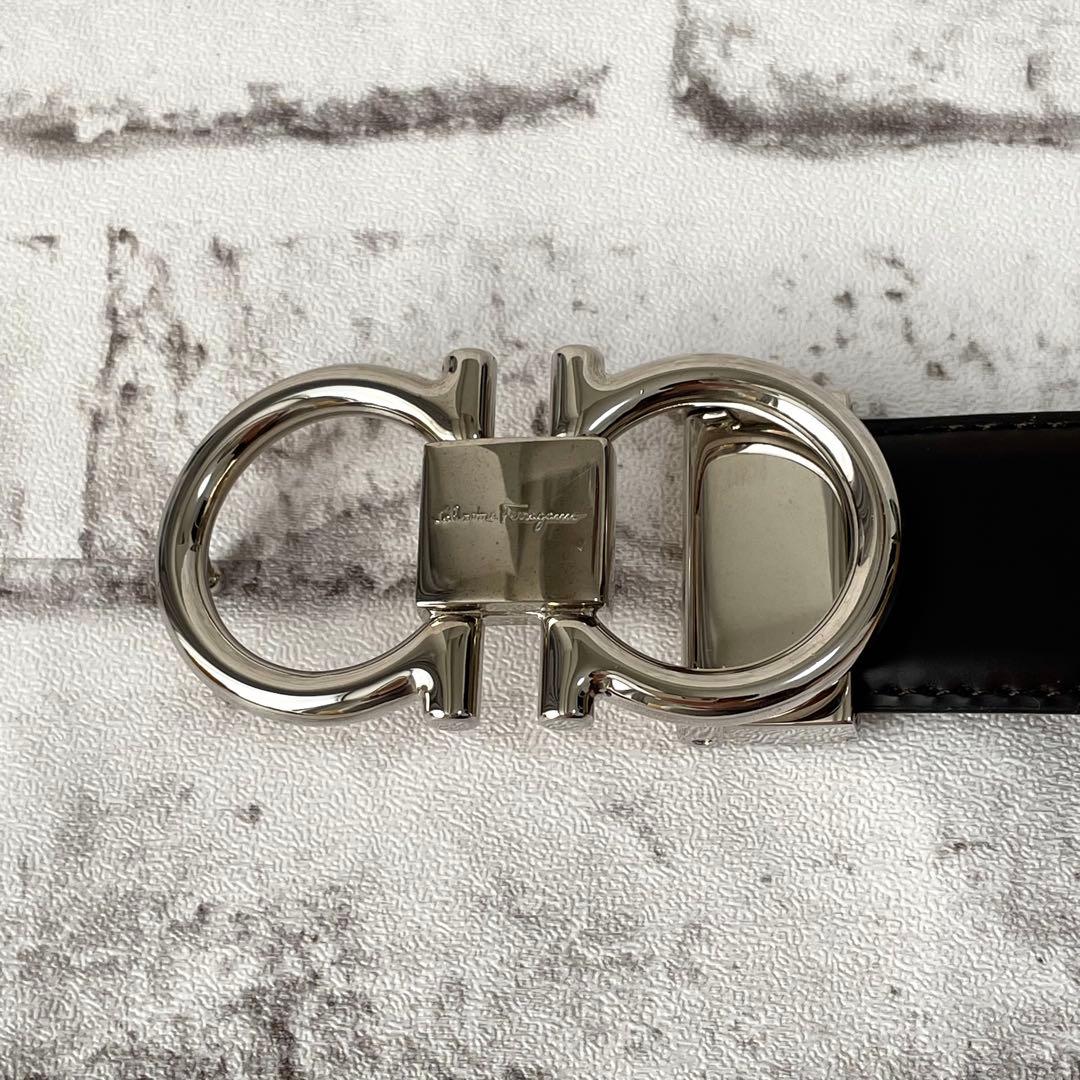 極美品✨フェラガモ　ベルト　ダブルガンチーニ　シルバー金具　ロゴ刻印　濃茶