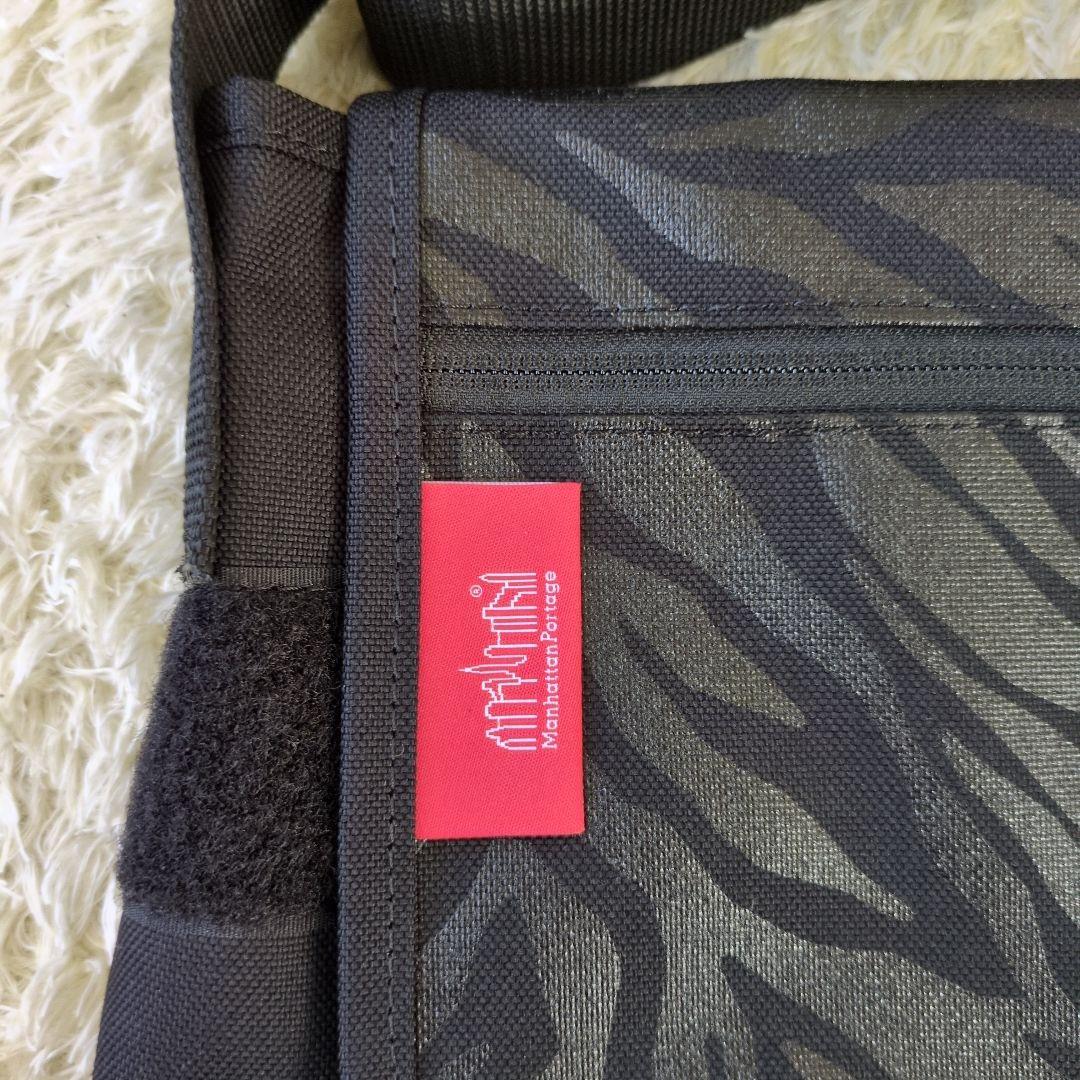 【新品未使用】マンハッタンポーテージ　阪神タイガース　大容量　メッセンジャー