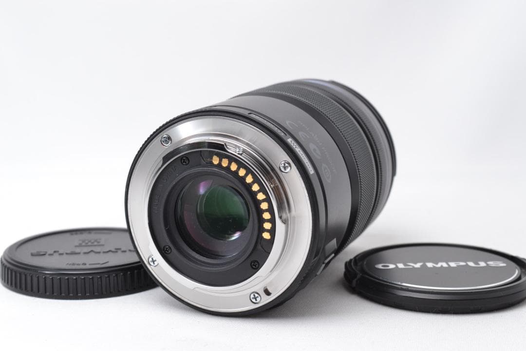 オリンパス　OM-D E-M5 シルバー 12-50mmEZ レンズキット