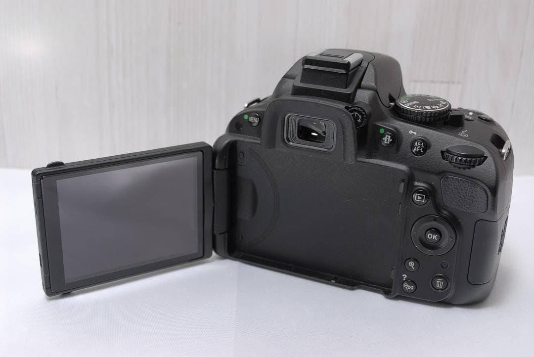 ✨一眼レフデビュー✨Nikon D5100 ダブルズームキット スマホ転送