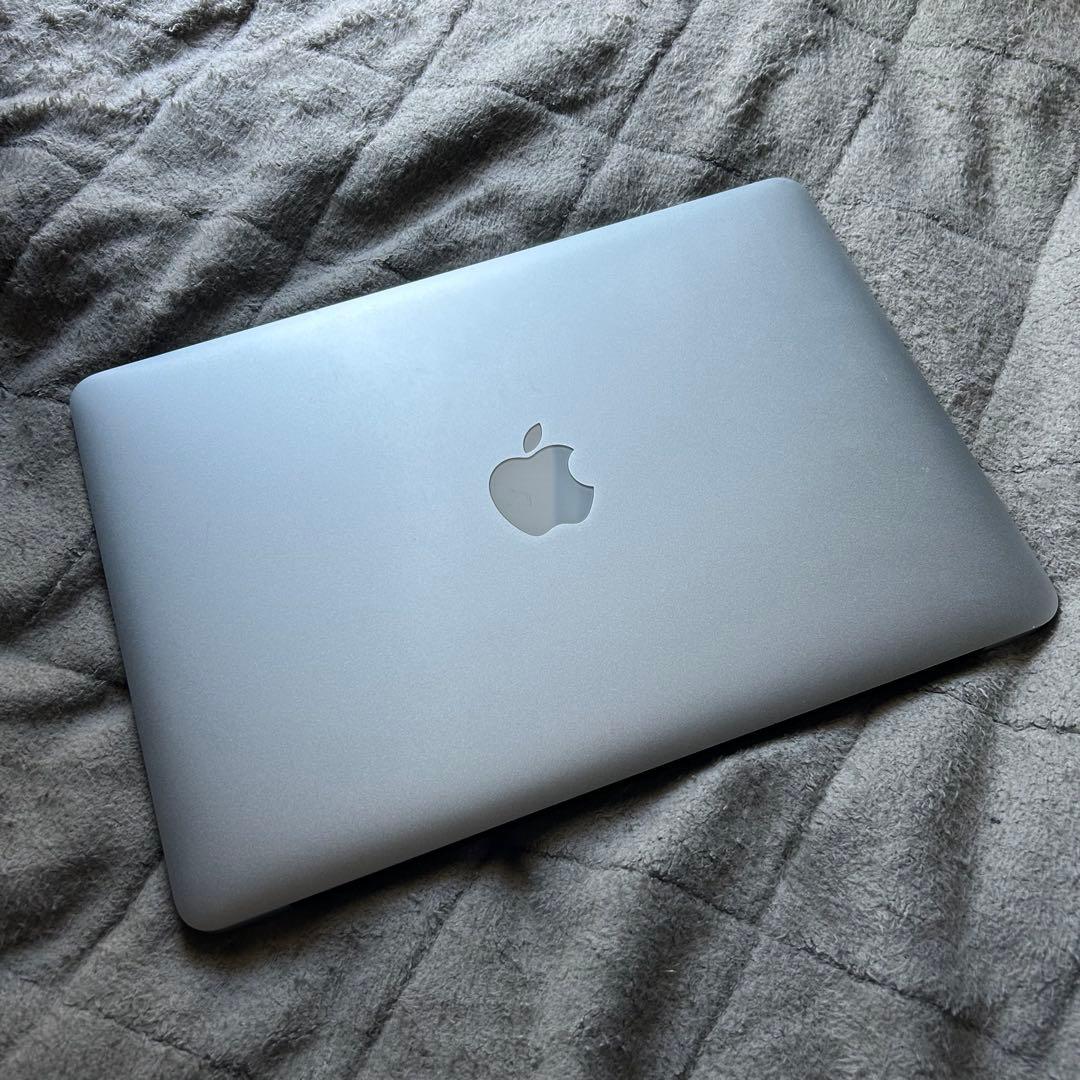 Apple MacBook Air 6.2 シルバー