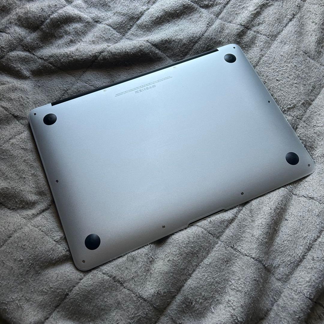 Apple MacBook Air 6.2 シルバー