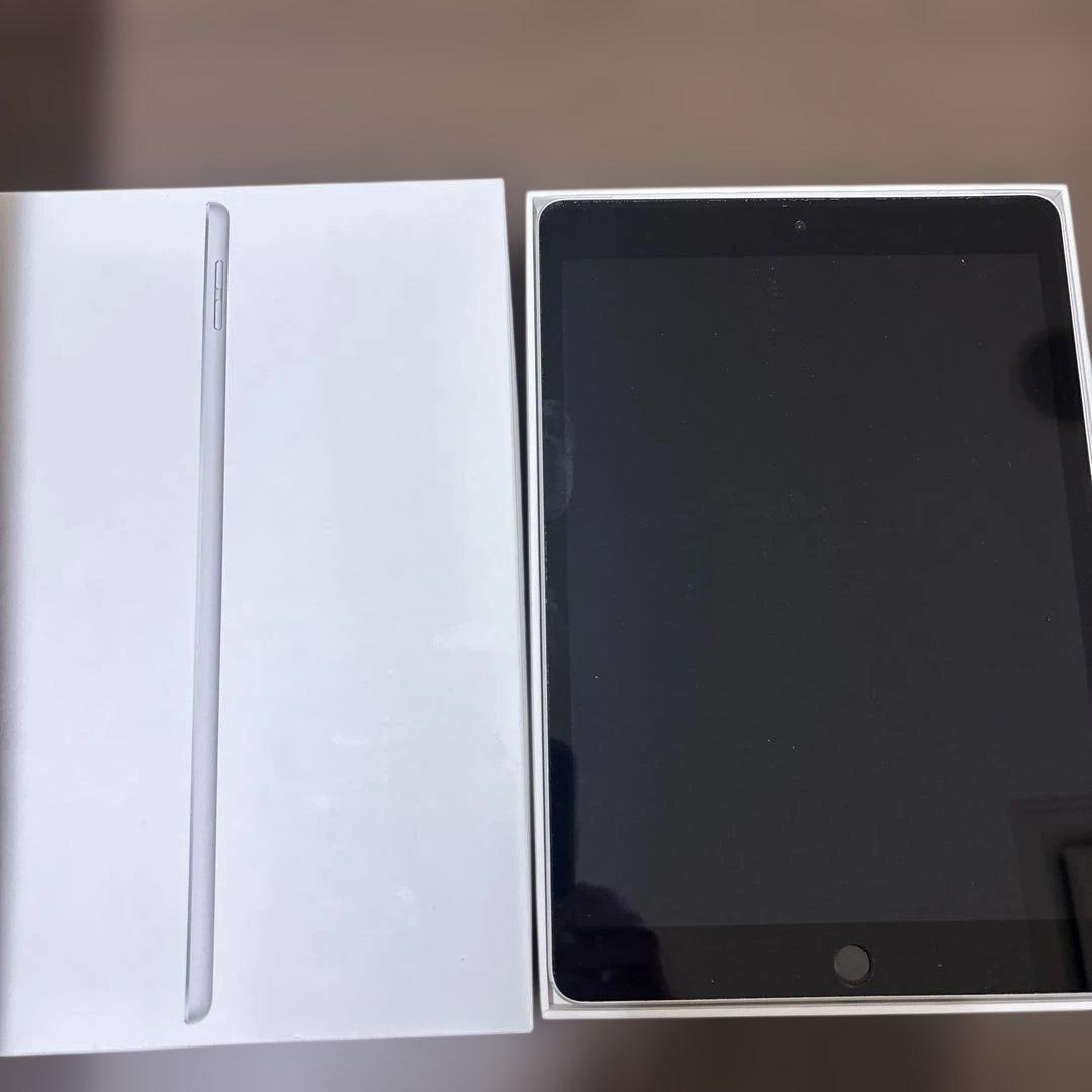 iPad 本体 第9世代　ストレージ64G セルラー